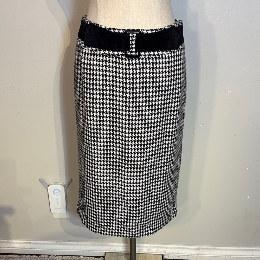 Modern Vintage Houndstooth Pencil Skirt